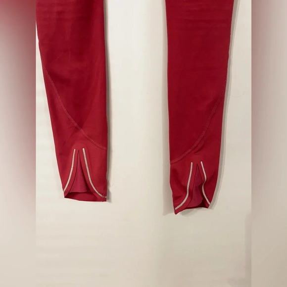 Athleta Run Free 7/8 Tights - Picture 4 of 8